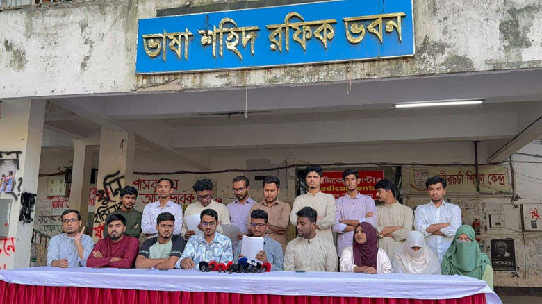 জকসু নির্বাচন কমিশনের বিরুদ্ধে পক্ষপাতের অভিযোগ শিবিরের