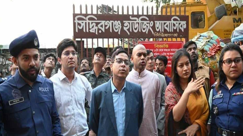 সিদ্ধিরগঞ্জে ভূমিকম্পে ক্ষতিগ্রস্ত ছয় ভবন ঝুঁকিপূর্ণ ঘোষণা