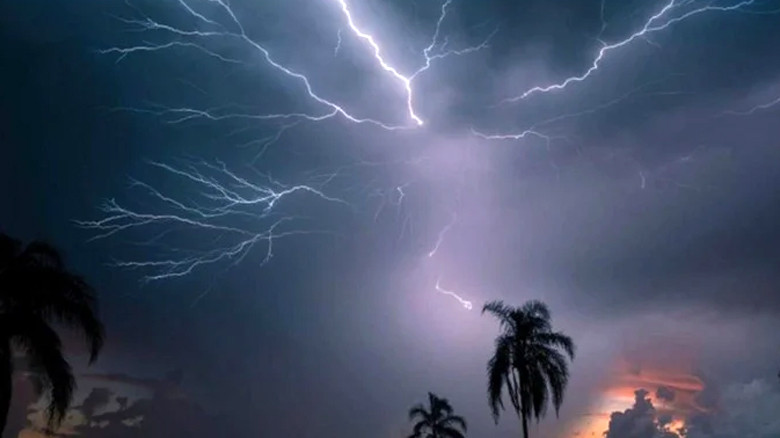 ৫ বিভাগে বজ্রবৃষ্টির আভাস