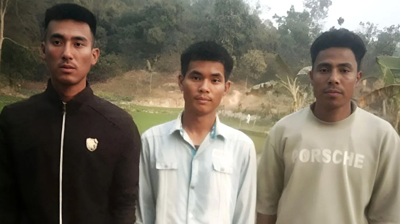 নাইক্ষ্যংছড়ি সীমান্তে আরাকান আর্মির ৩ সদস্য আটক